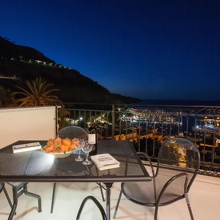 Sicilia Ovest - Terrazza Orologio E Terrazza Sul Mare Apartment *