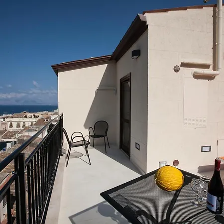 Apartment Sicilia Ovest - Terrazza Orologio E Terrazza Sul Mare