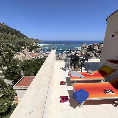 Sicilia Ovest - Terrazza Orologio E Terrazza Sul Mare Apartment